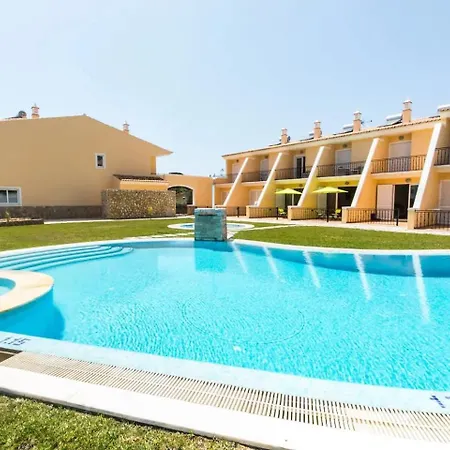 Filipa Iii - Beachfront With Jacuzzi Βίλα *